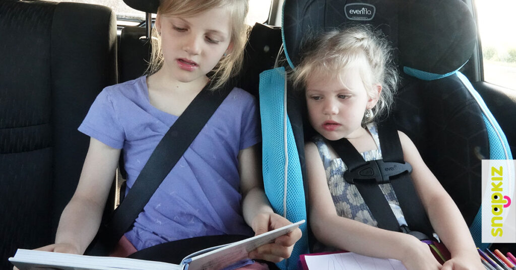 Blog - Diese Tablethalterung für das Auto sorgt für eine entspannte Reise  für Eltern und Kinder